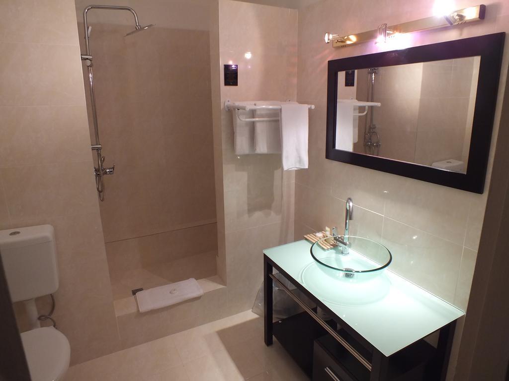 Hotel Olympic 维拉港 外观 照片